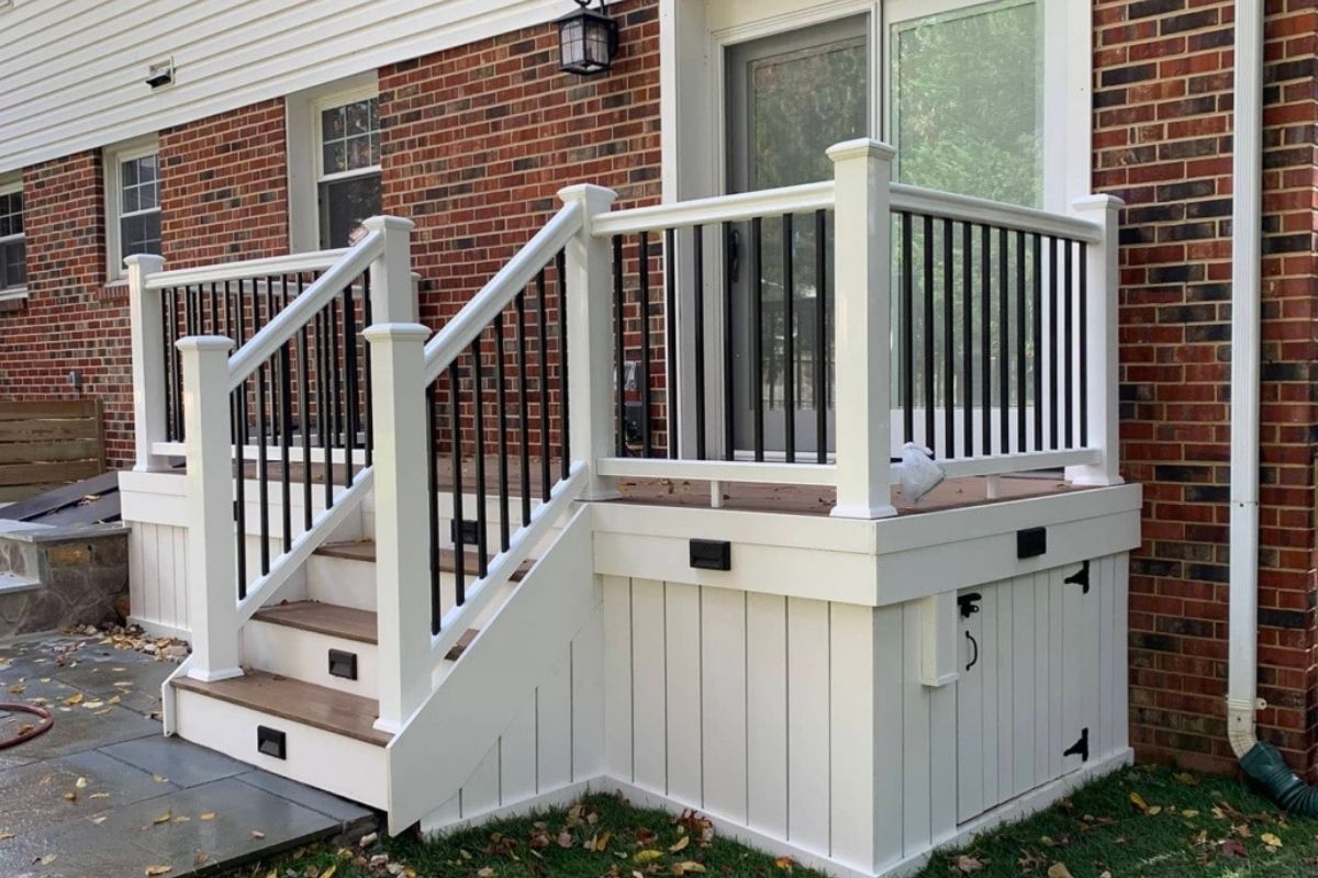 Custom deck project in Northern Virginia