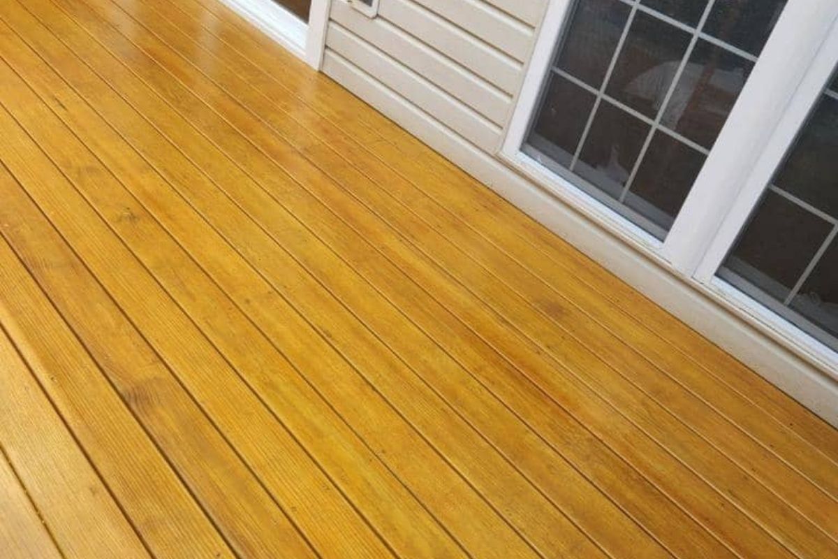 Custom deck project in Northern Virginia